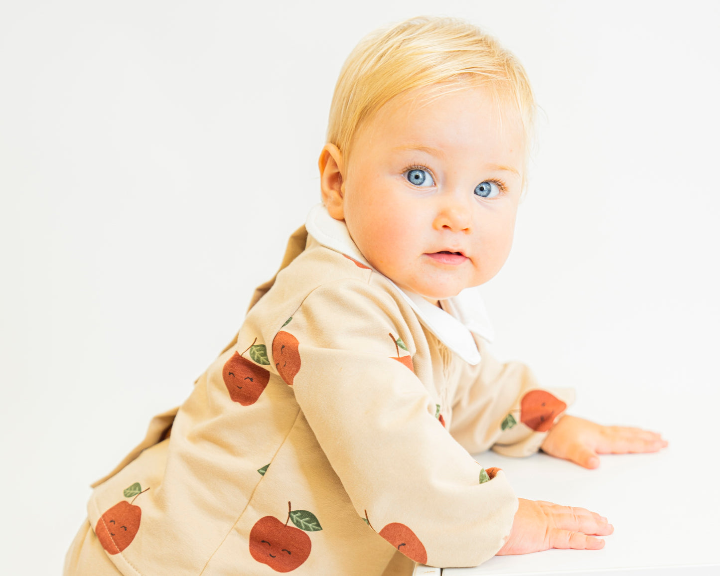 Camicetta neonata con colletto Peter Pan in jersey di cotone